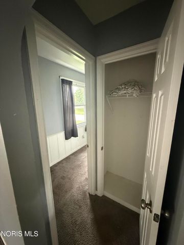 5004 South Avenue, Toledo, OH 43615