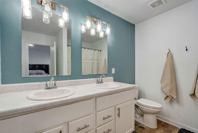 1255 W Penny Lane, Republic, MO 65738