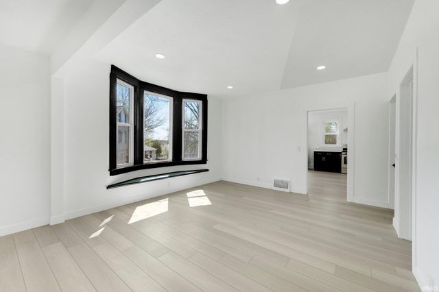 4521 Covington Road, Fort Wayne, IN 46804