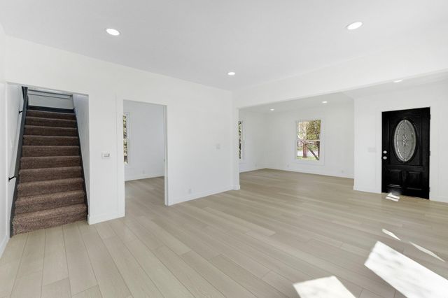 4521 Covington Road, Fort Wayne, IN 46804