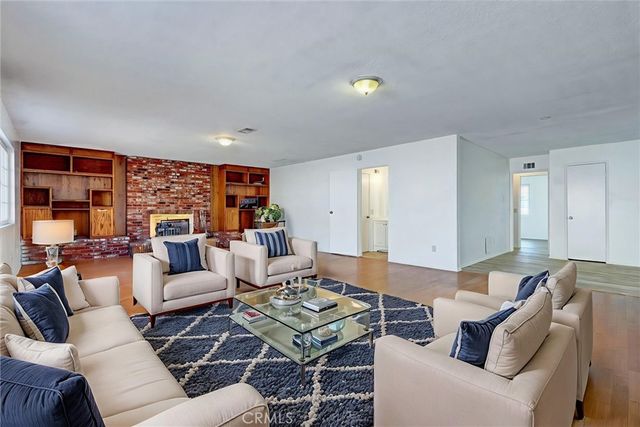 10532 Eton, Chatsworth, CA 91311