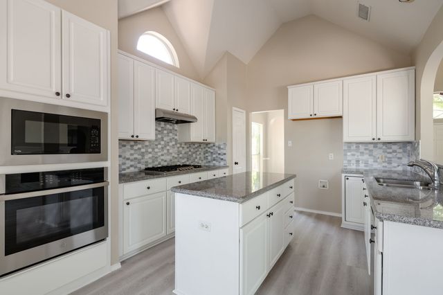 8708 Aviary Drive, Mckinney, TX 75072