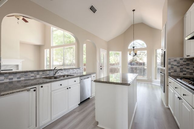 8708 Aviary Drive, Mckinney, TX 75072