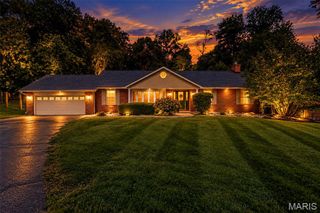 9 Robin Lane, Collinsville, IL 62234