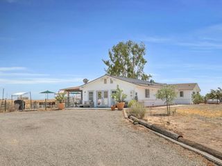 16291 Anaconda Rd, Madera, CA 93636