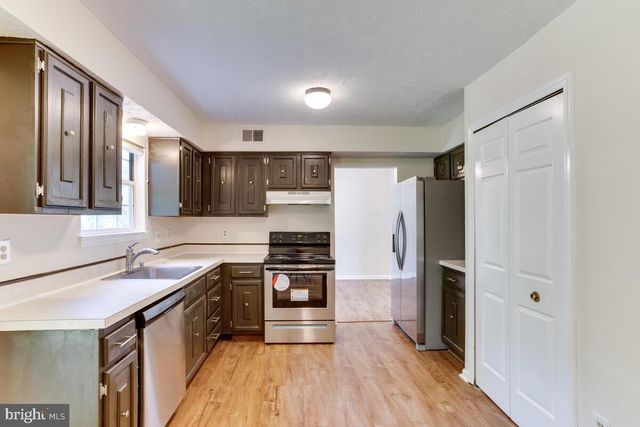 12725 HILLMEADE STATION DR E, Bowie, MD 20720