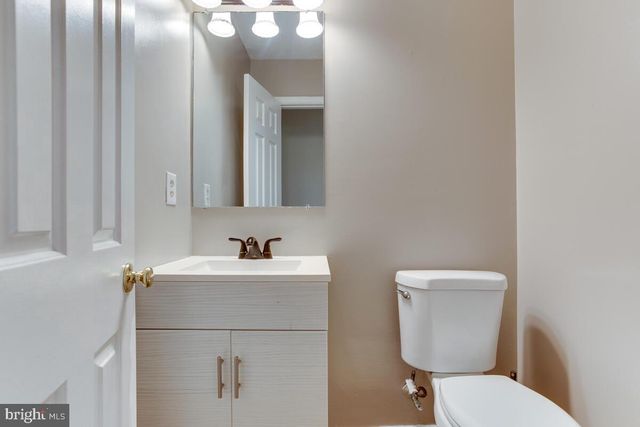 12725 HILLMEADE STATION DR E, Bowie, MD 20720