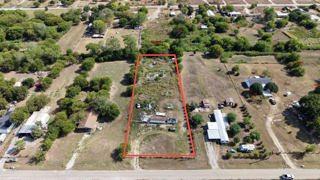 8932 Dons Court, Alvarado, TX 76009