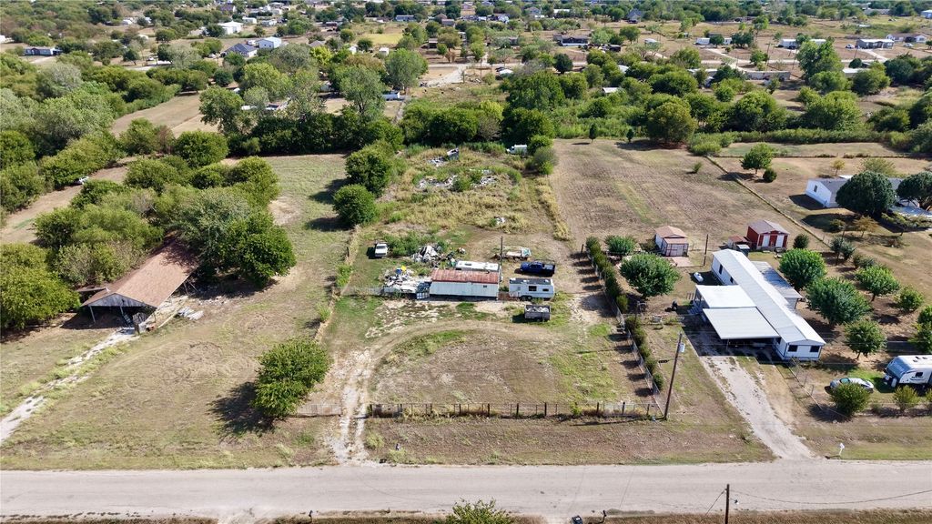 8932 Dons Court, Alvarado, TX 76009 — photo 3