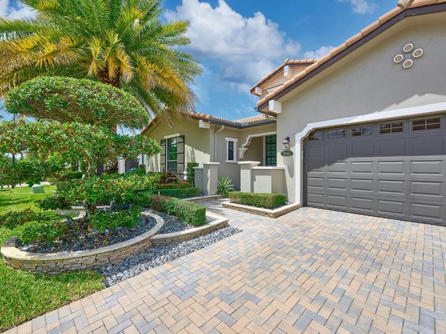 8965 Watercrest Circle E, Parkland, FL 33076