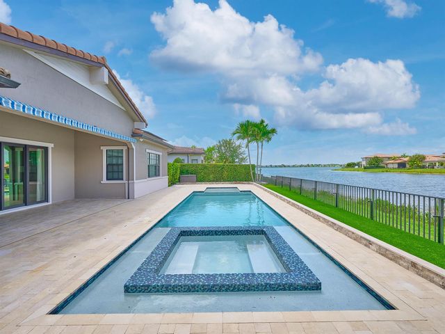 8965 Watercrest Circle E, Parkland, FL 33076