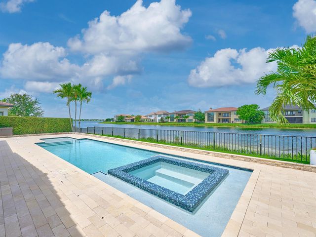 8965 Watercrest Circle E, Parkland, FL 33076
