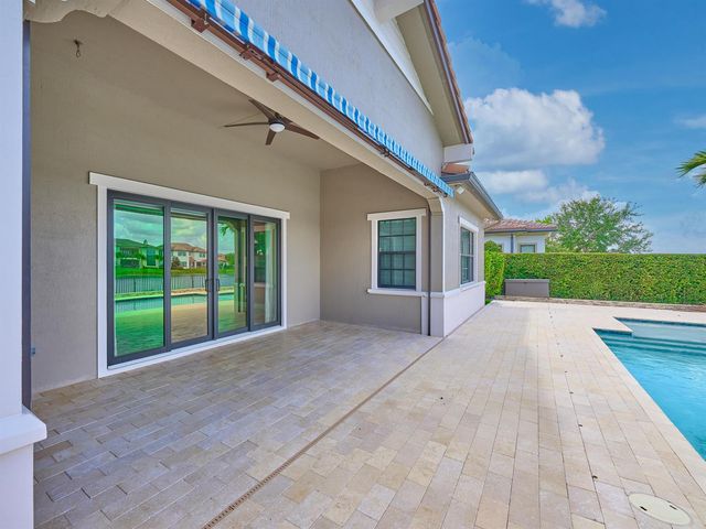 8965 Watercrest Circle E, Parkland, FL 33076