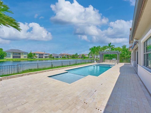 8965 Watercrest Circle E, Parkland, FL 33076