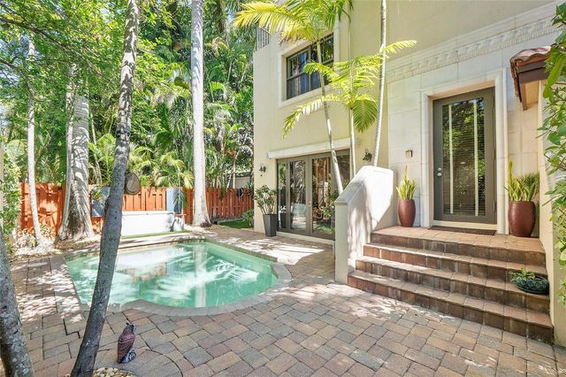 430 NE 7th Avenue 430, Fort Lauderdale, FL 33301