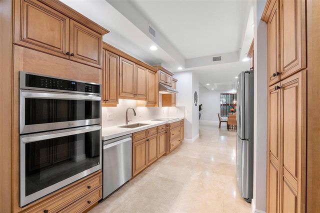 430 NE 7th Avenue 430, Fort Lauderdale, FL 33301