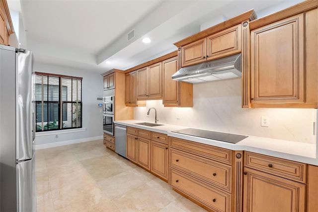 430 NE 7th Avenue 430, Fort Lauderdale, FL 33301