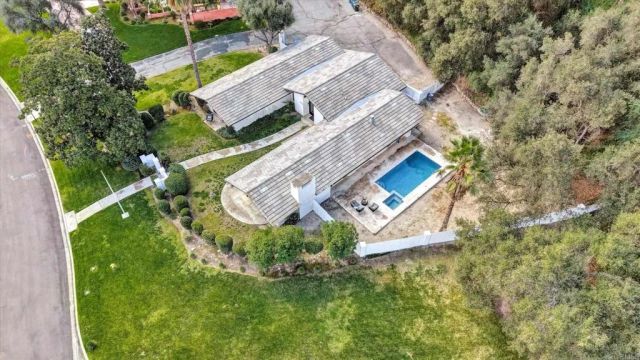 32369 WISKON WAY W, Pauma Valley, CA 92061