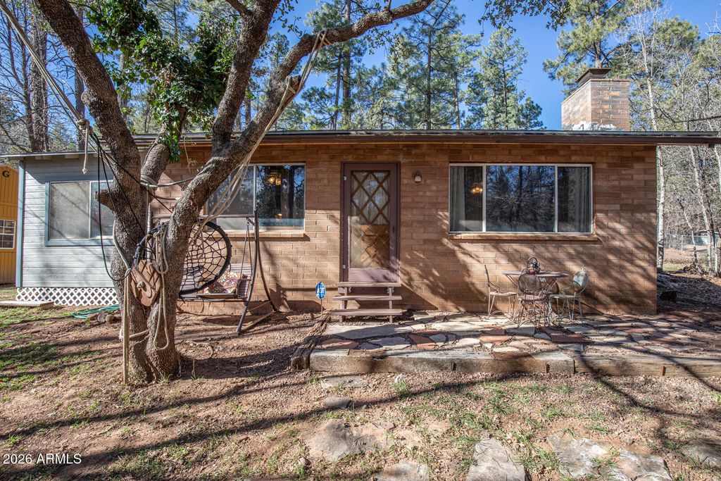 6413 W Barton Drive, Pine, AZ 85544