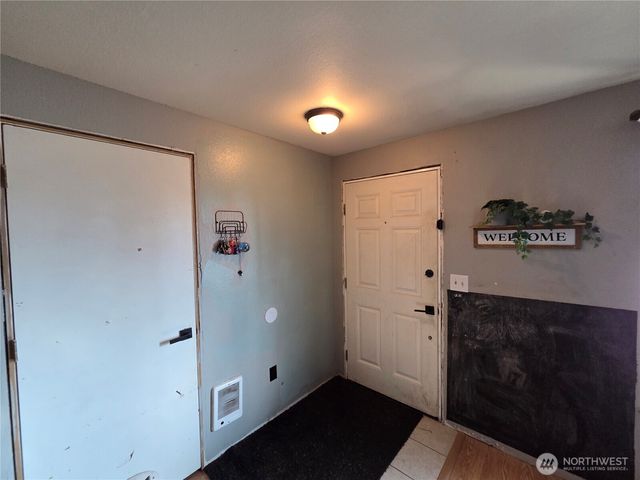 412 McKenzie Avenue SW, Yelm, WA 98597