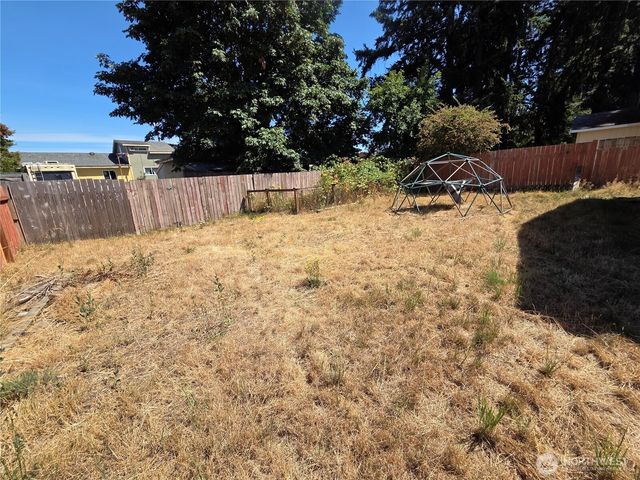 412 McKenzie Avenue SW, Yelm, WA 98597