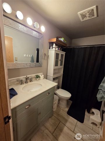 412 McKenzie Avenue SW, Yelm, WA 98597