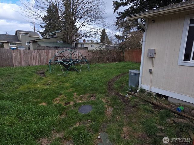 412 McKenzie Avenue SW, Yelm, WA 98597