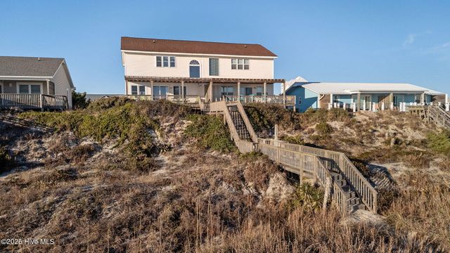 7121 Ocean Drive West, Emerald Isle, NC 28594