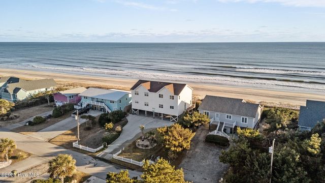 7121 Ocean Drive West, Emerald Isle, NC 28594