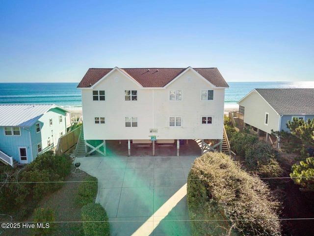 7121 Ocean Drive West, Emerald Isle, NC 28594
