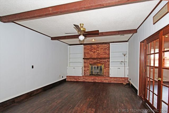 2408 Chapel Hill Court, Bartlesville, OK 74006