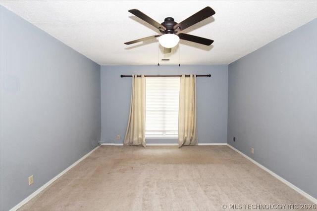 2408 Chapel Hill Court, Bartlesville, OK 74006