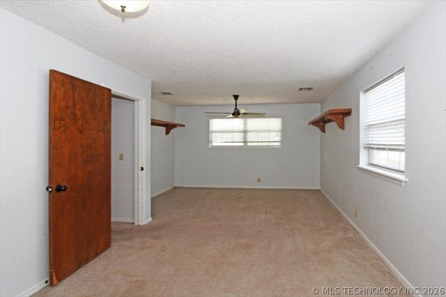 2408 Chapel Hill Court, Bartlesville, OK 74006