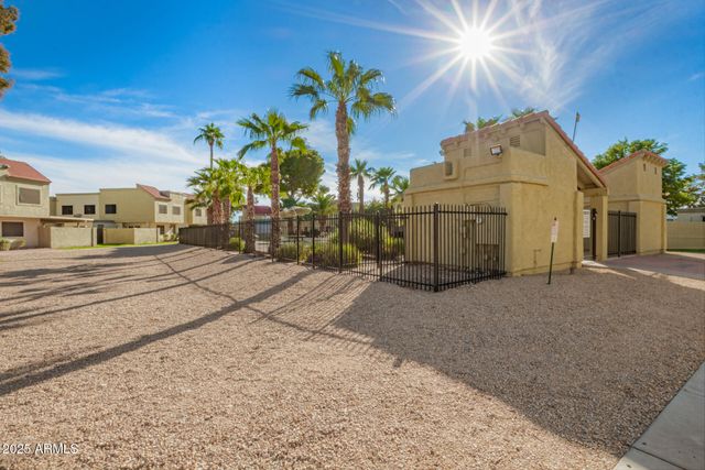 4835 W PALO VERDE Drive, Glendale, AZ 85301