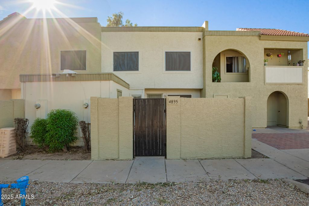 4835 W PALO VERDE Drive, Glendale, AZ 85301
