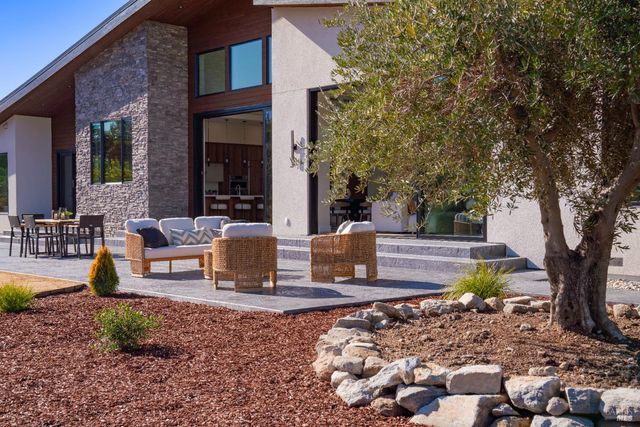 1890 Lawndale Rd, Kenwood, CA 95452