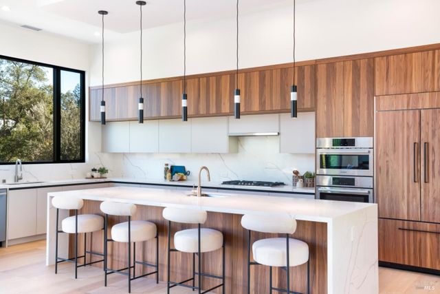 1890 Lawndale Rd, Kenwood, CA 95452