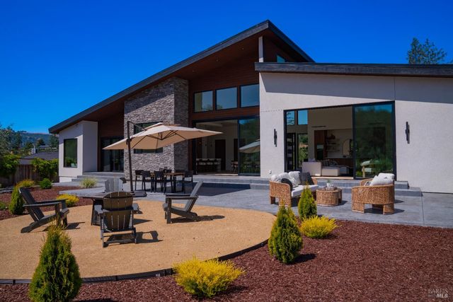 1890 Lawndale Rd, Kenwood, CA 95452