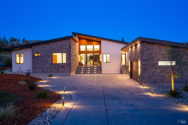 1890 Lawndale Rd, Kenwood, CA 95452