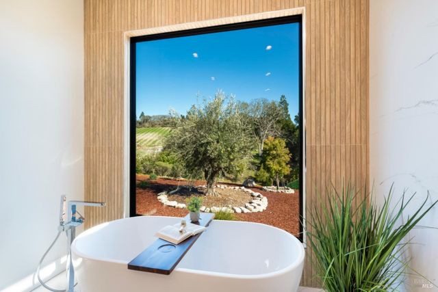 1890 Lawndale Rd, Kenwood, CA 95452