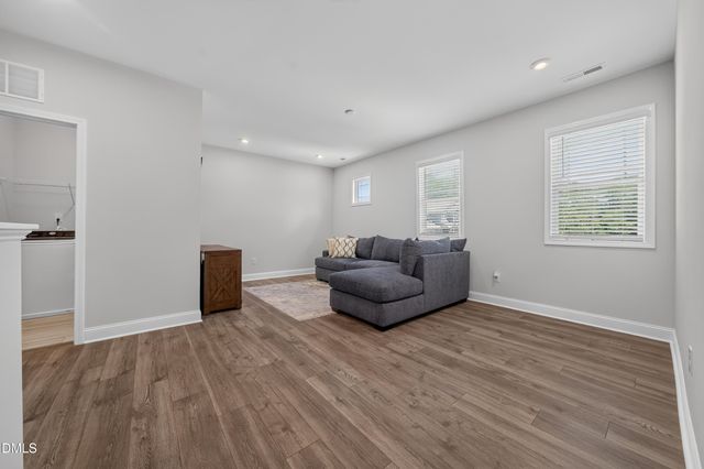 321 Lily Oak Drive, Rolesville, NC 27571