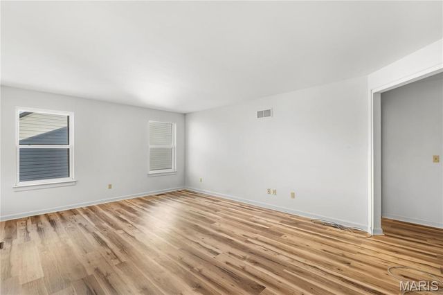 3908 Jost Farm Way, Florissant, MO 63034