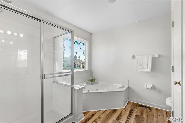 3908 Jost Farm Way, Florissant, MO 63034