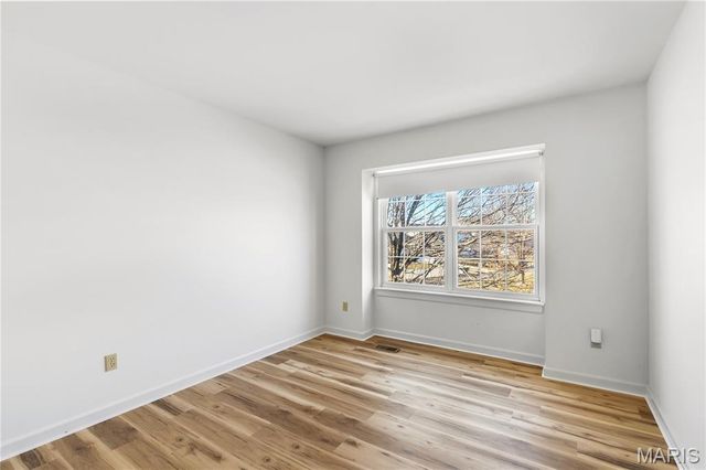 3908 Jost Farm Way, Florissant, MO 63034