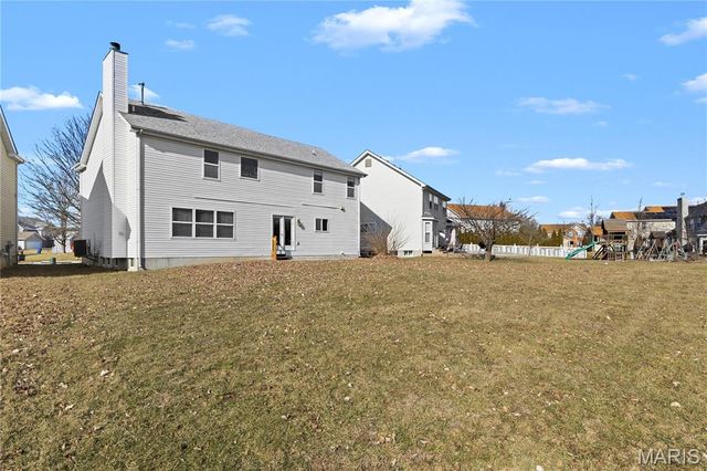 3908 Jost Farm Way, Florissant, MO 63034