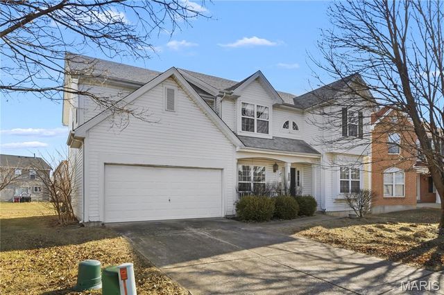 3908 Jost Farm Way, Florissant, MO 63034