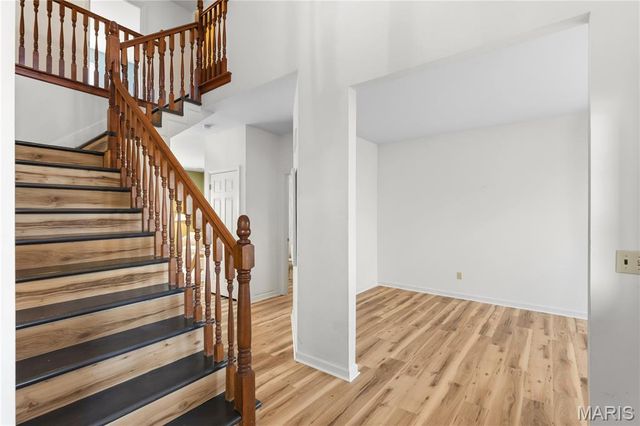 3908 Jost Farm Way, Florissant, MO 63034