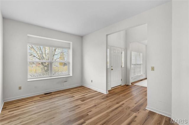 3908 Jost Farm Way, Florissant, MO 63034