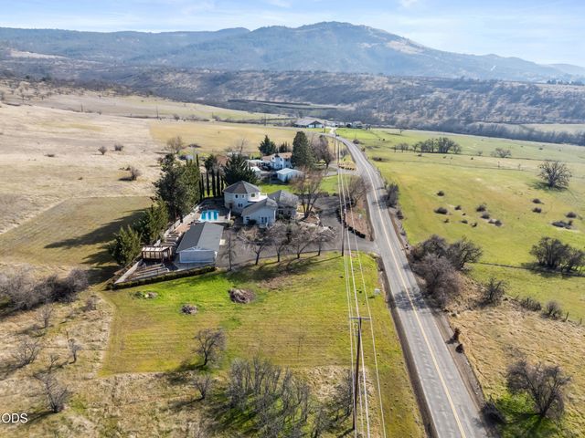 4935 Cherry Lane, Medford, OR 97504