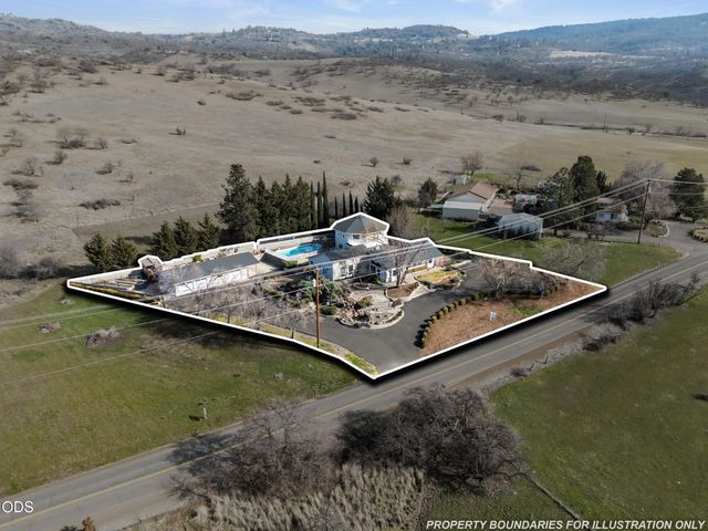 4935 Cherry Lane, Medford, OR 97504